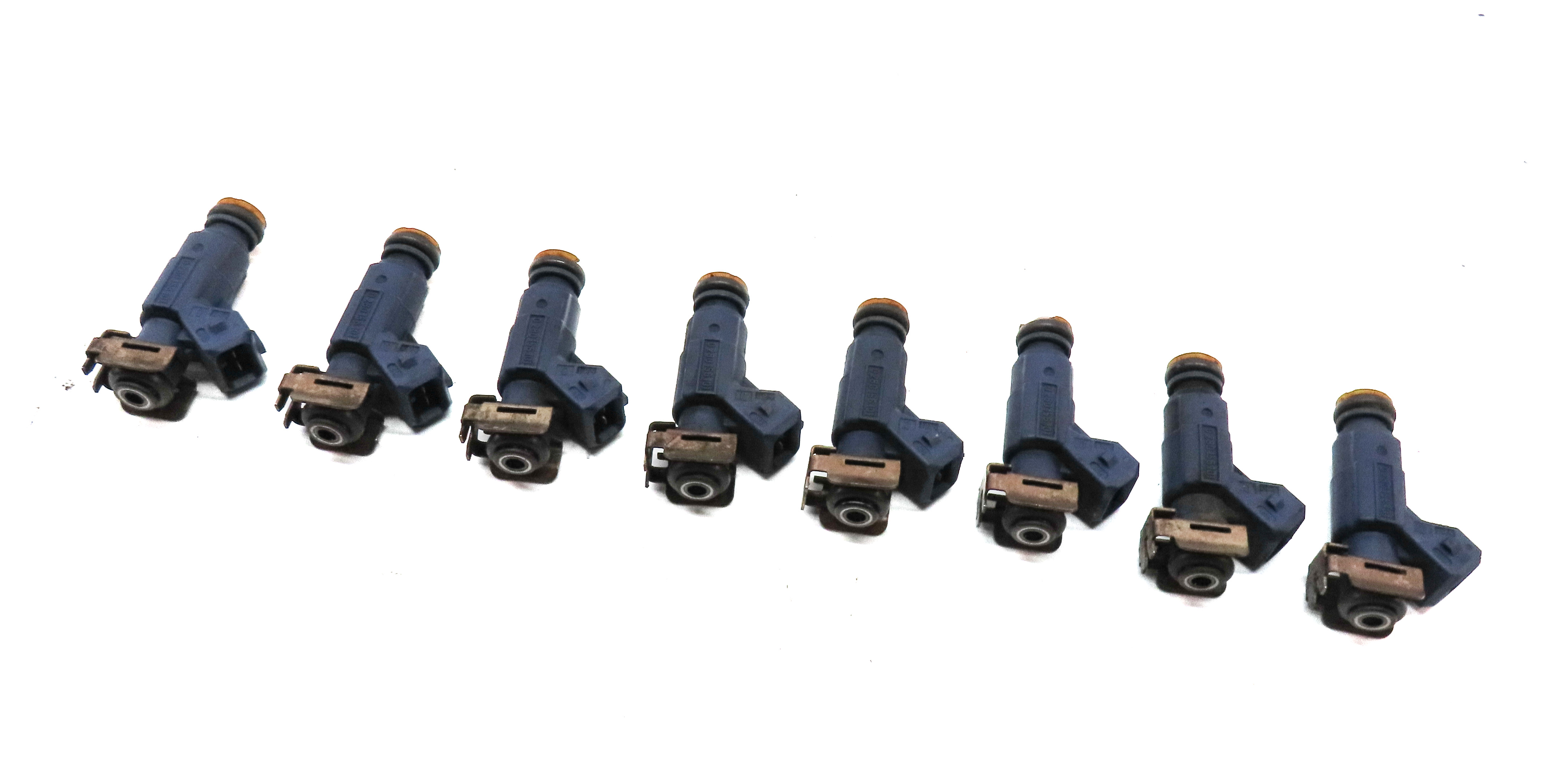 2003-2006 PORSCHE CAYENNE (955) 4.5L V8 ENGINE - FUEL INJECTOR SET (NON TURBO) — exact item pictured